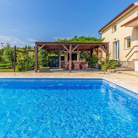 House Giuliano - Two Bedroom House * Пула