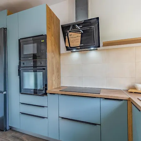 House Giuliano - Two Bedroom House Apartamento *