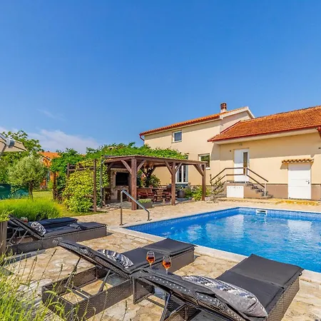 Apartamento House Giuliano - Two Bedroom House